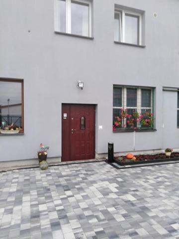 Pod Kogucikiem Aparthotel Krzyzanowice Екстериор снимка