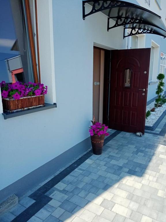 Pod Kogucikiem Aparthotel Krzyzanowice Екстериор снимка